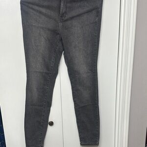 Simply Vera Vera Wang Charcoal Skinny Jeans